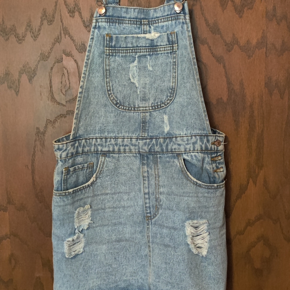 Forever 21 denim. Jumper, M